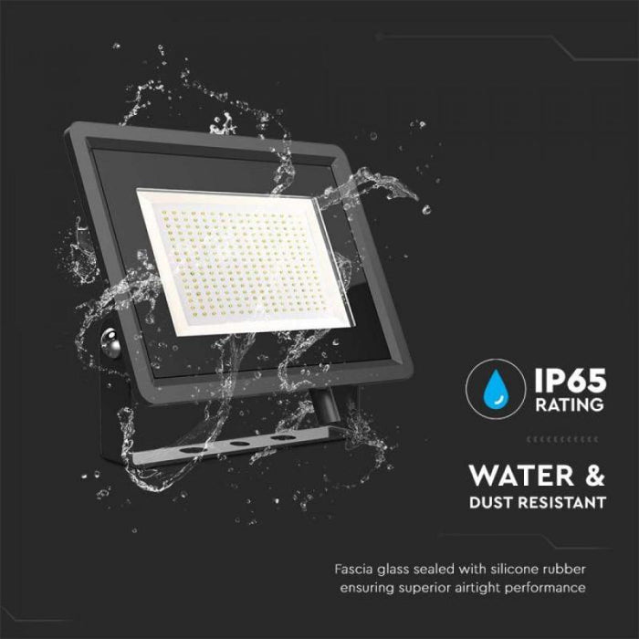 LED reflektor / Černé pouzdro / SMD čip / 200W / 17600lm / 110° / Neutrální bílá 4000K